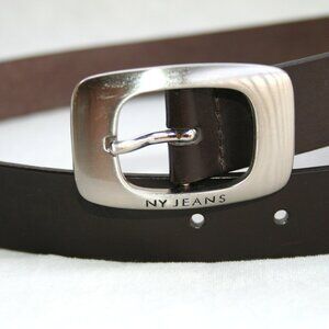 ✨NY & Co LADIES LEATHER BELT SIZE M WOMENS METAL BUCKLE EUC DARK BROWN DESIGNER